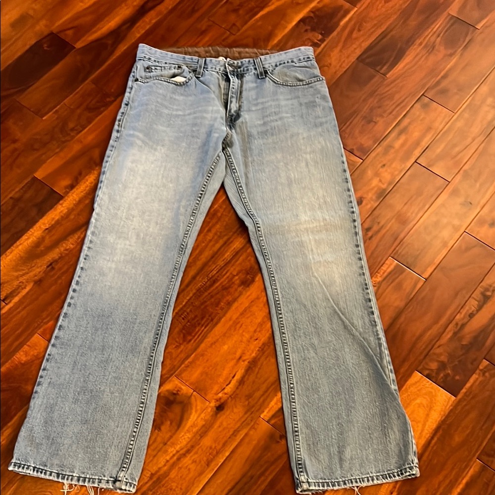 Levi’s Classic Blue Denim Jeans